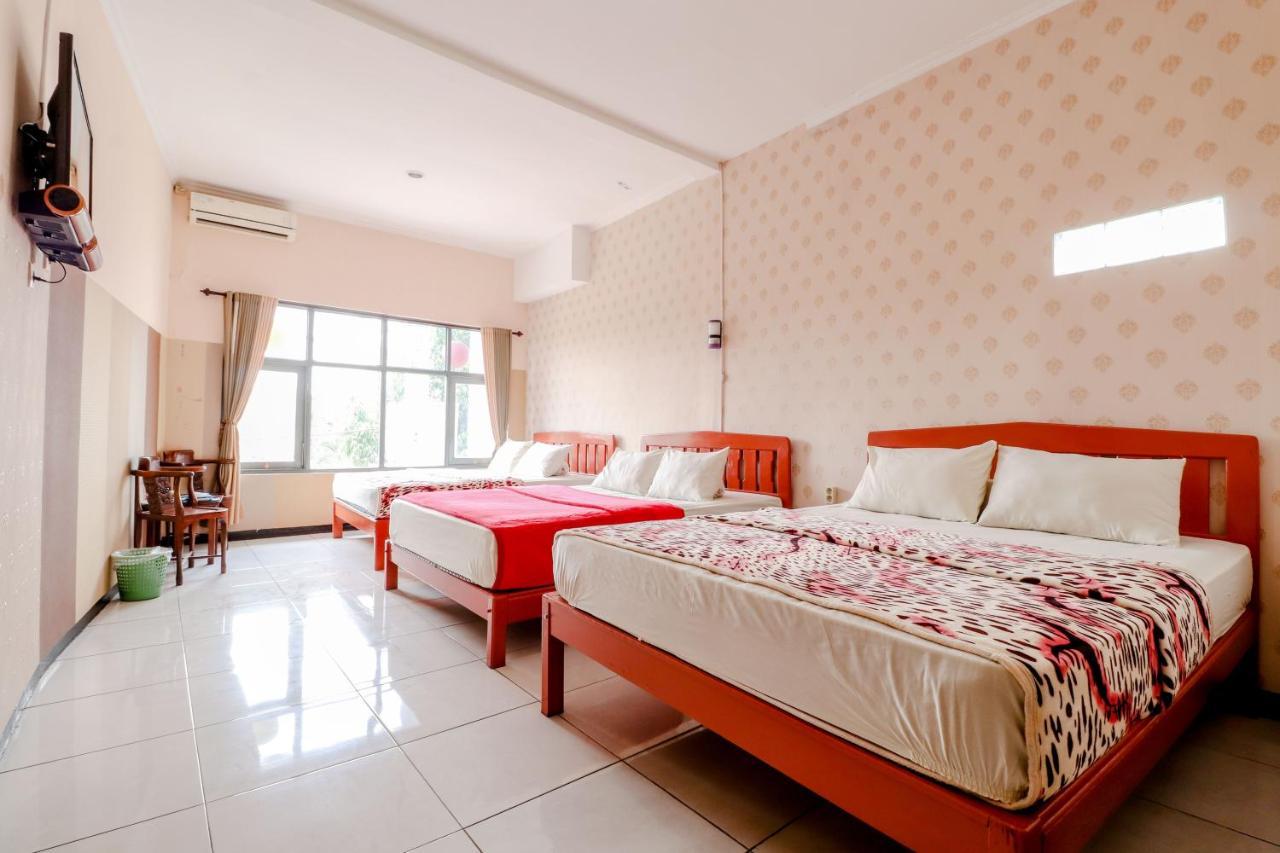 Hotel Bintang Malang Exterior foto